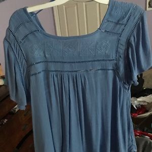 Super cute light blue flowy shirt!